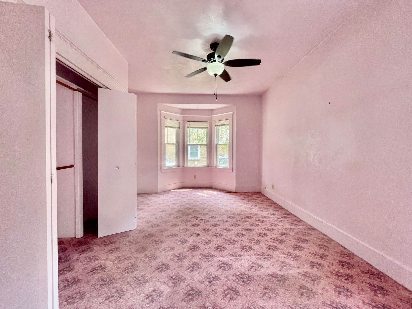 Building Photo - 1526 Royce Ave