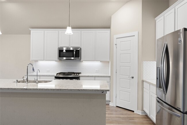 Building Photo - 19003 Yellowstone Landing Ct