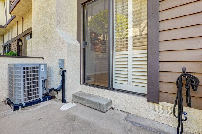 Building Photo - 19355 Sherman Way