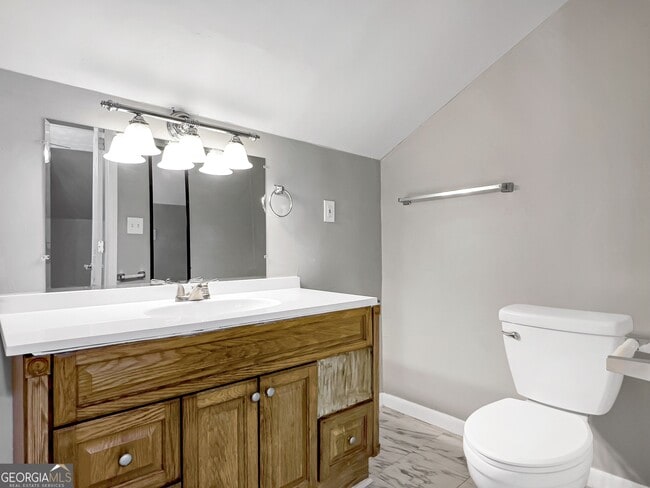 Building Photo - 410 Invector Ct