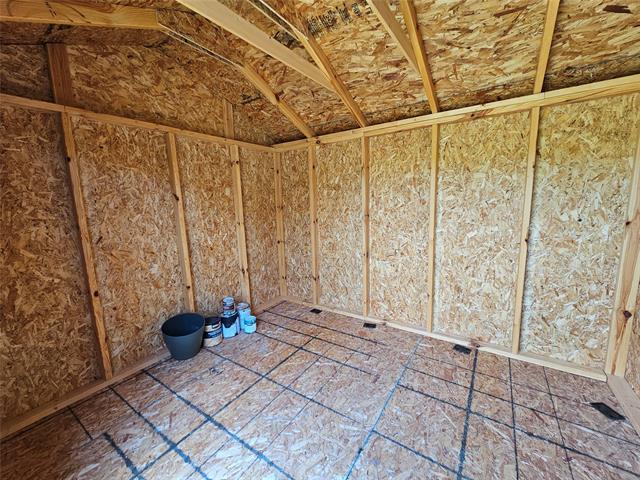 Building Photo - 2220 Rosemary Wy