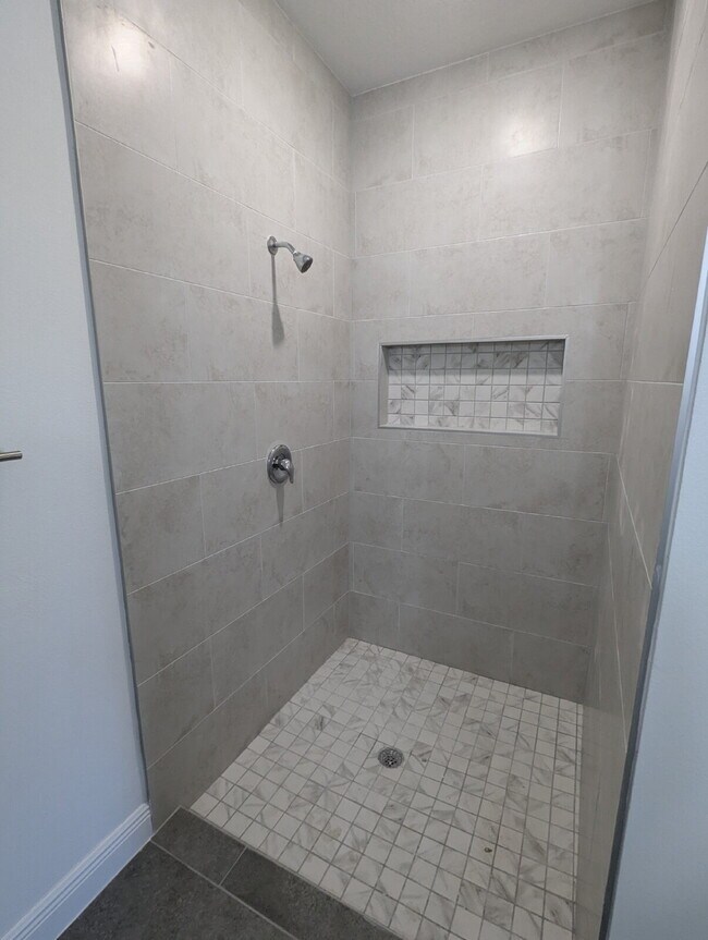 Building Photo - Beautiful and Secluded Poinciana Home for Rent