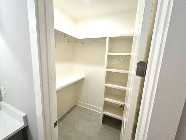 Building Photo - 3BD/3.5BA FOR RENT IN THE RESERVE