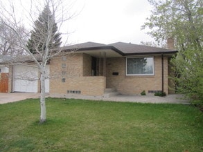 Building Photo - 2114 E 18th St