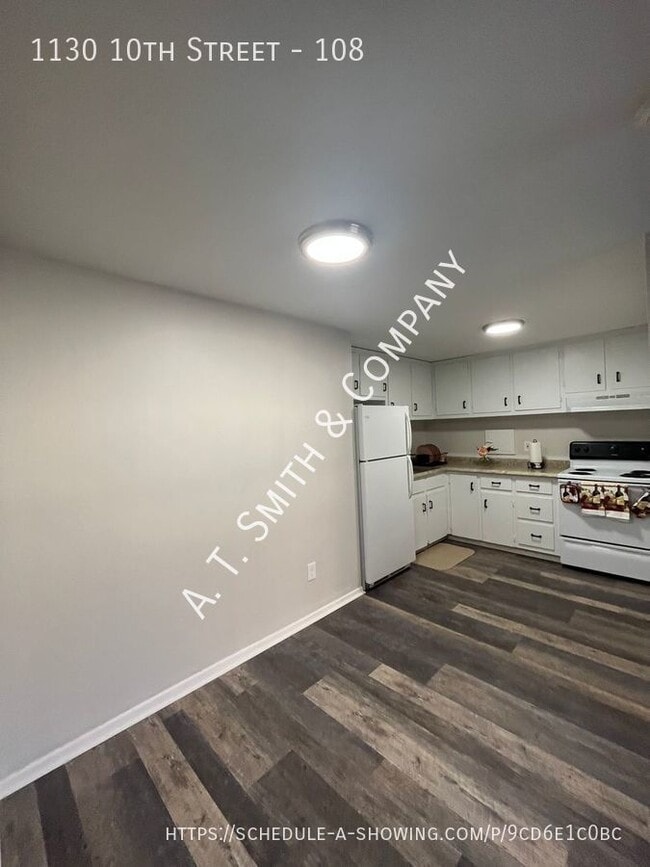 Building Photo - 1130 10th St