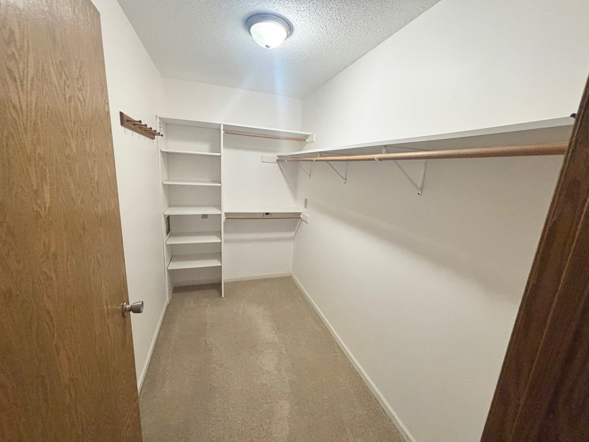 Building Photo - 10450 Washington Blvd NE