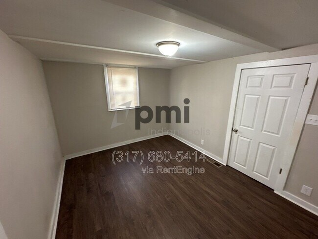 Building Photo - 2107 N Spencer Ave