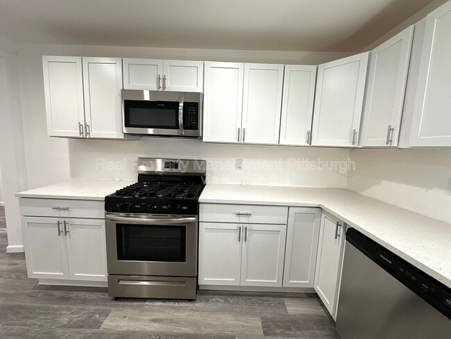 Building Photo - 6184 Poketa Rd