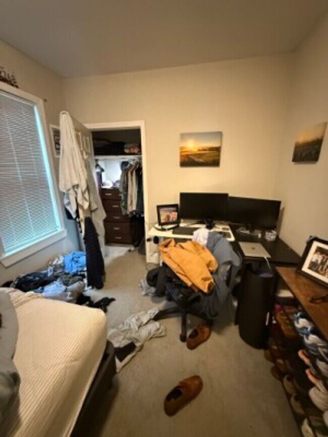 Building Photo - Southie 3 Bed Apartment - NO FEE - 9/1