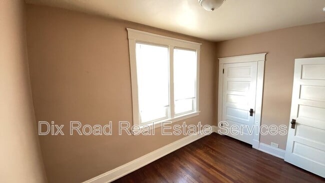 Building Photo - 4763 Dale Ave