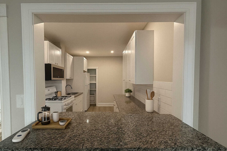 Kitchen - 5211 Ridge Ave