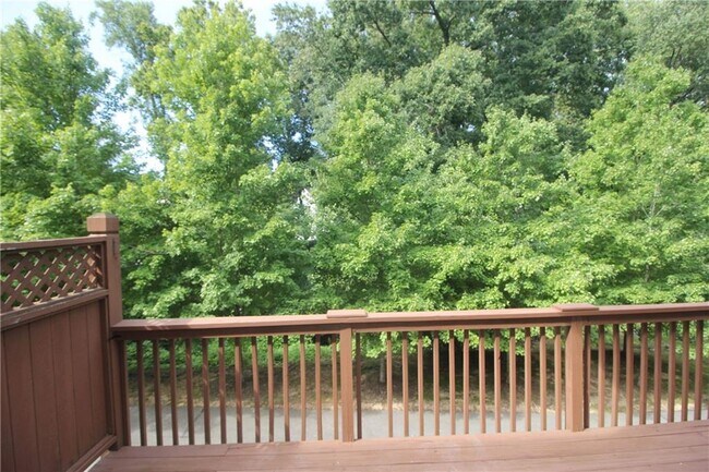 Building Photo - 2132 Weldonberry Dr