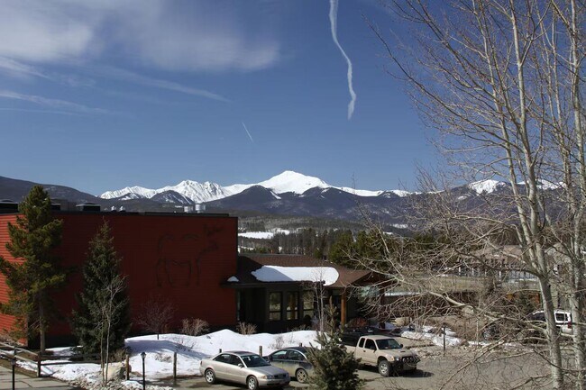 Building Photo - 203 E. Meadow Mile - 12-10