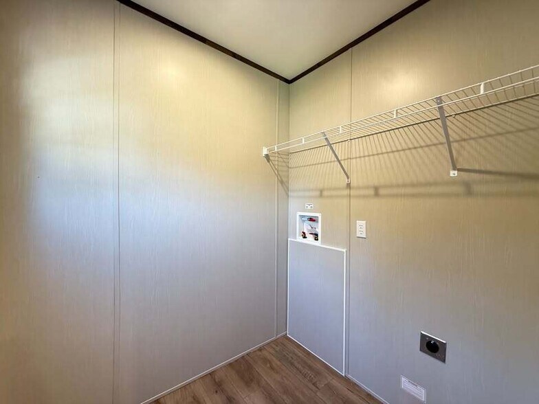 Building Photo - 129 Ponderosa Wy