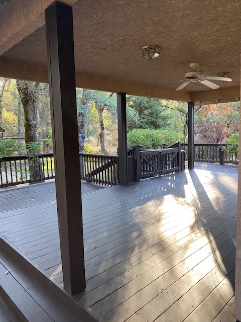 Large covered and uncovered deckk - 11938 Torrey Pines Dr