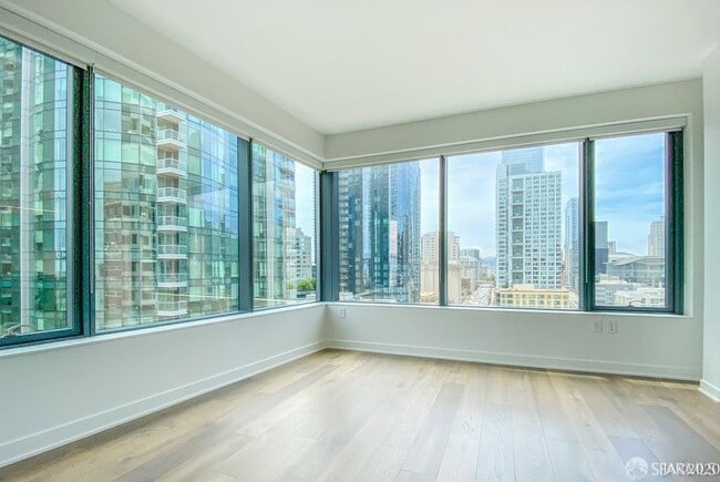 Building Photo - 280 Spear St