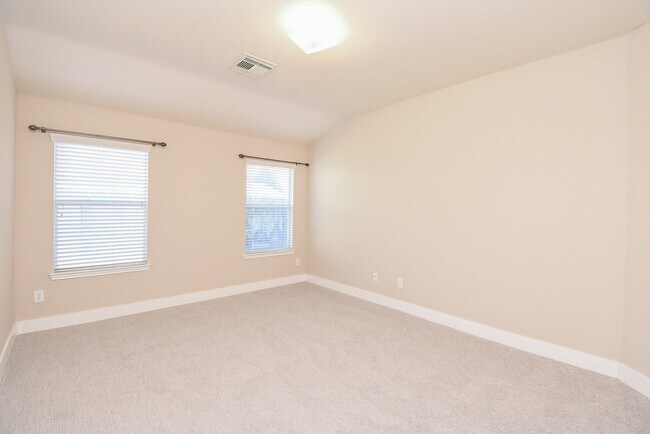 Building Photo - 20922 Barbons Heath Ct