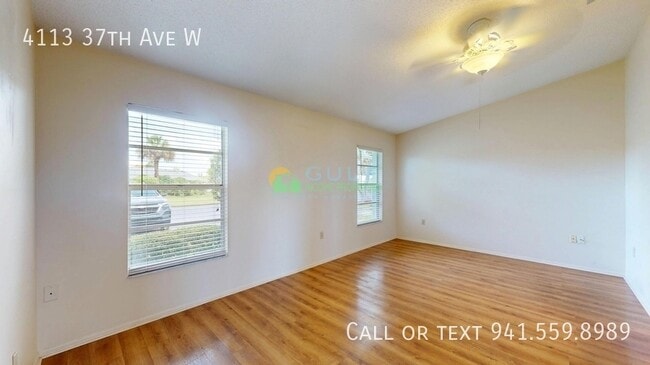 Building Photo - 4113 37th Ave W