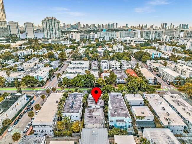 Building Photo - 821 Jefferson Ave