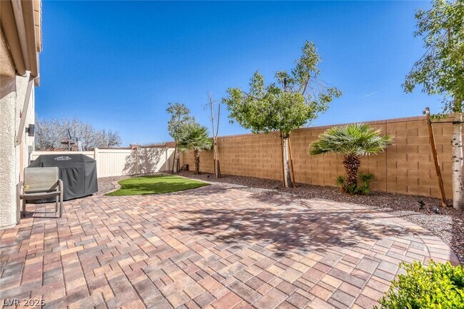 Building Photo - 9434 Marshall Creek St