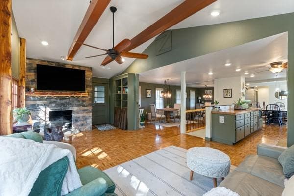 Building Photo - 60 Crescent Dr