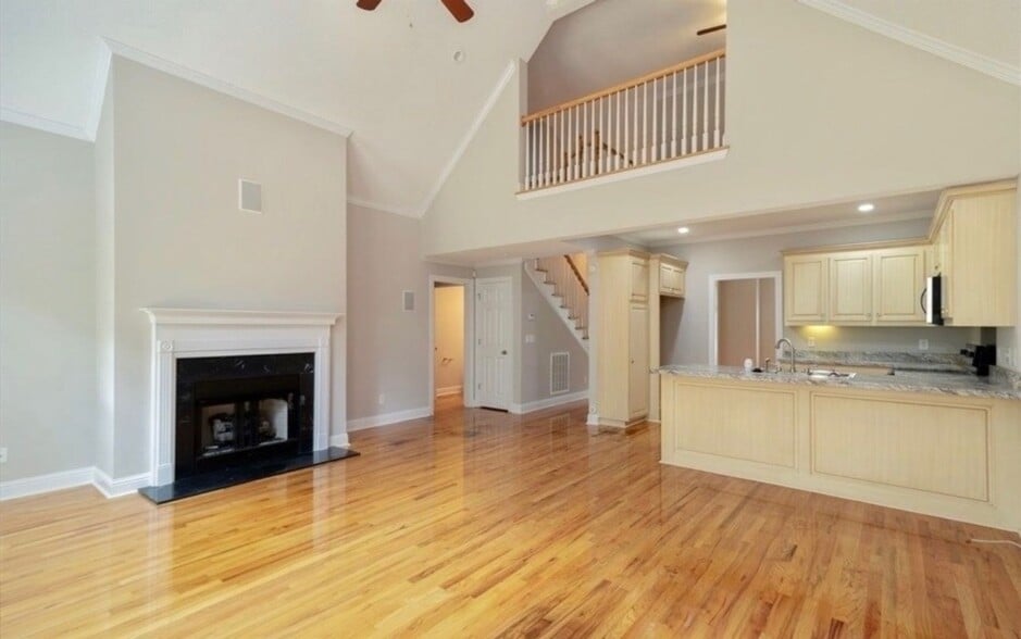Building Photo - 224 High Ridge Ct
