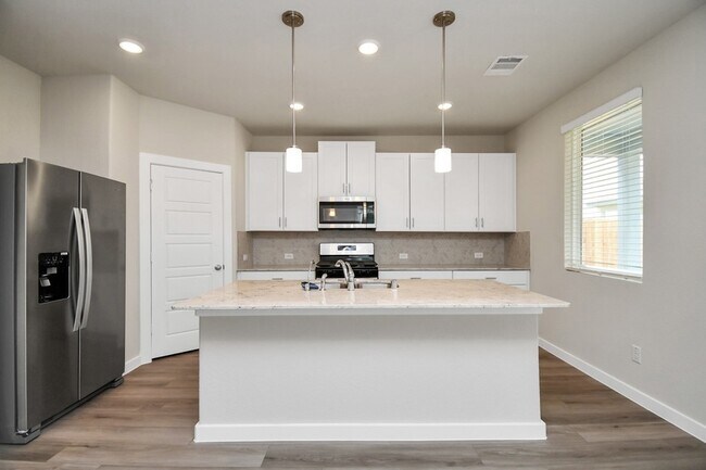 Building Photo - 8408 Rising Stream Dr