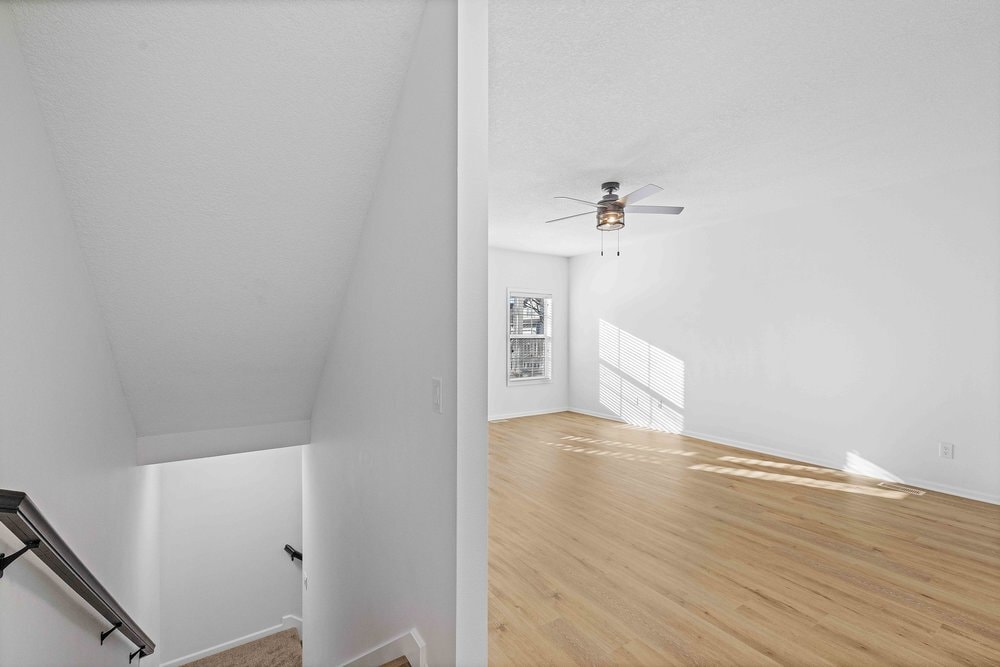 Building Photo - 207 SE Booth Ave