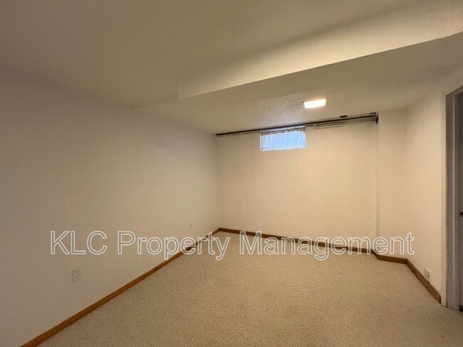 Building Photo - 4026 43rd St