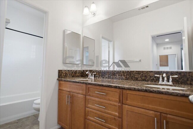 Building Photo - 28625 Stonegate Ct