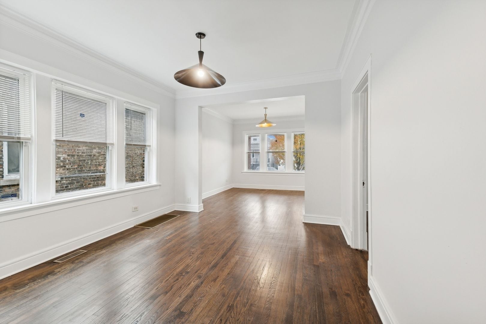 Building Photo - 8423 S Colfax Ave