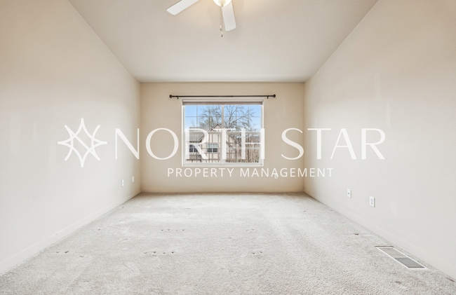 Building Photo - Vaulted Ceilings, Modern Finishes & Easy Living