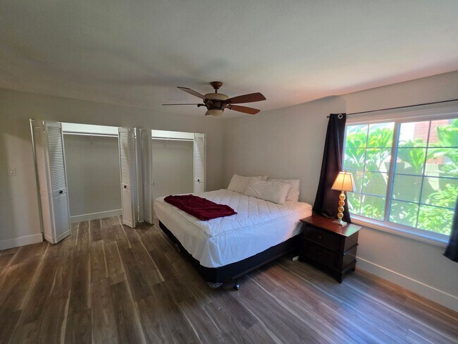 Building Photo - 4892 Oahu Dr