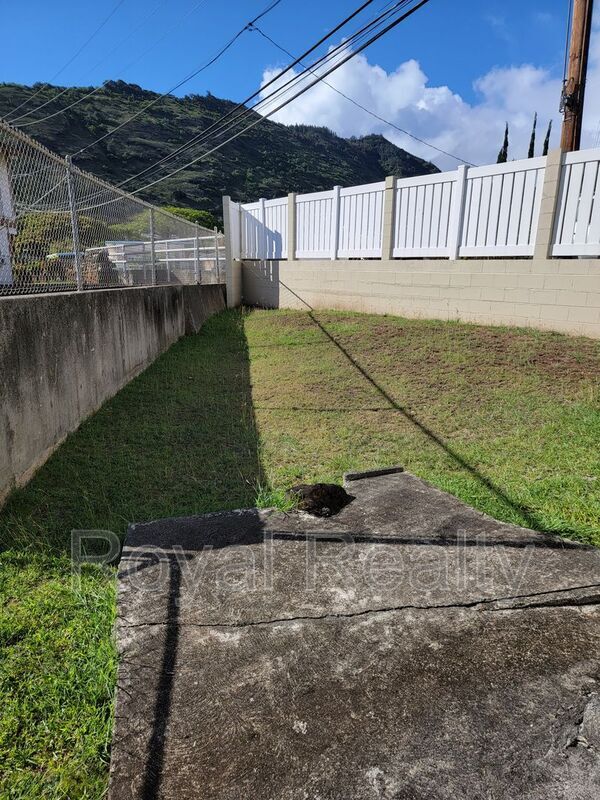 Building Photo - 3415 Kalua Rd