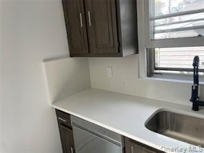 Building Photo - 287 Mary Lou Ave