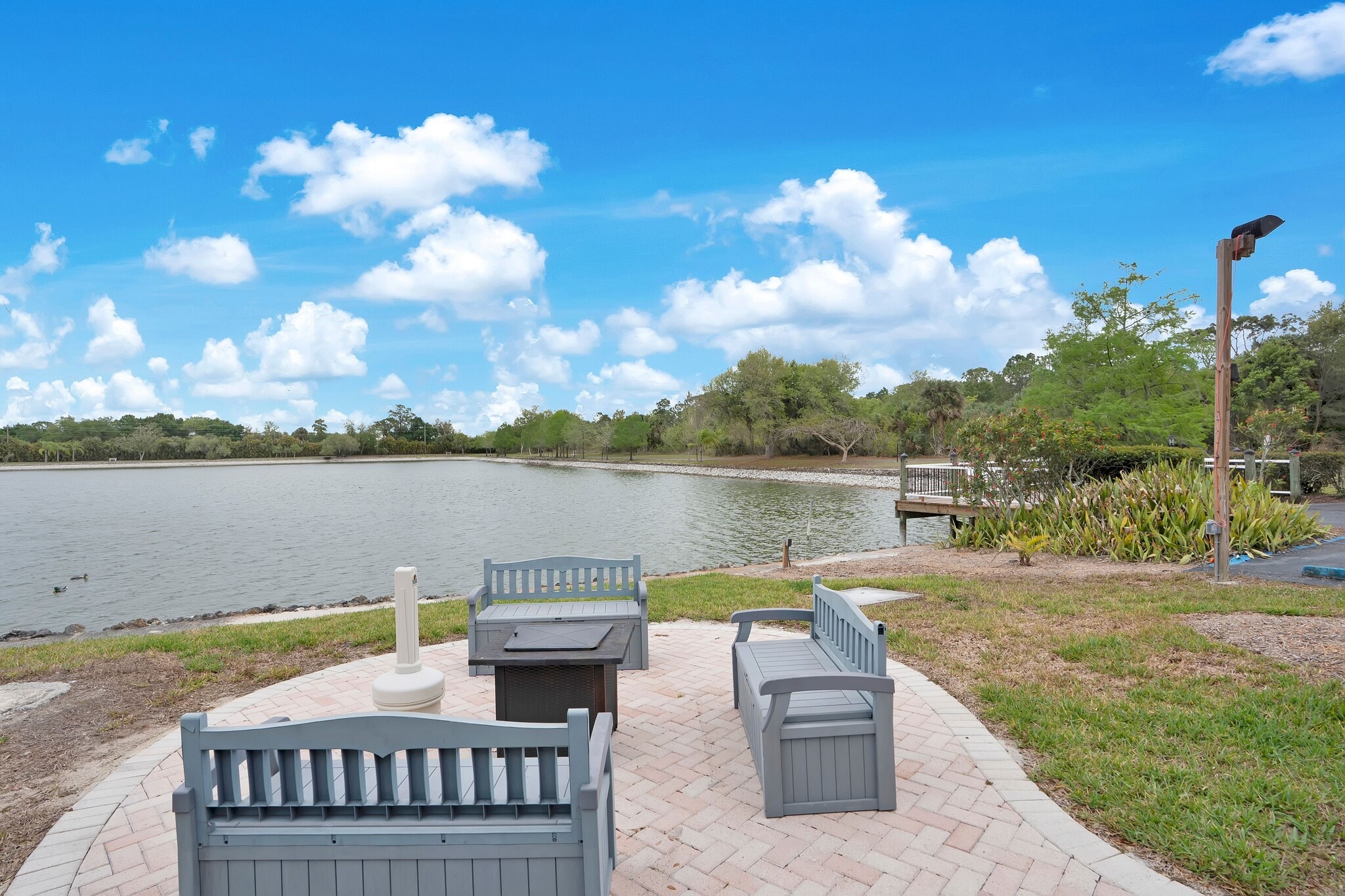 Building Photo - 9610 Green Cypress Ln