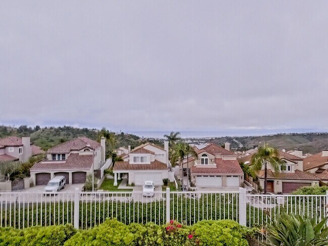 Building Photo - FURNISHED - Elegant 3 bedroom with office in San Clemente's Bella Vista Community