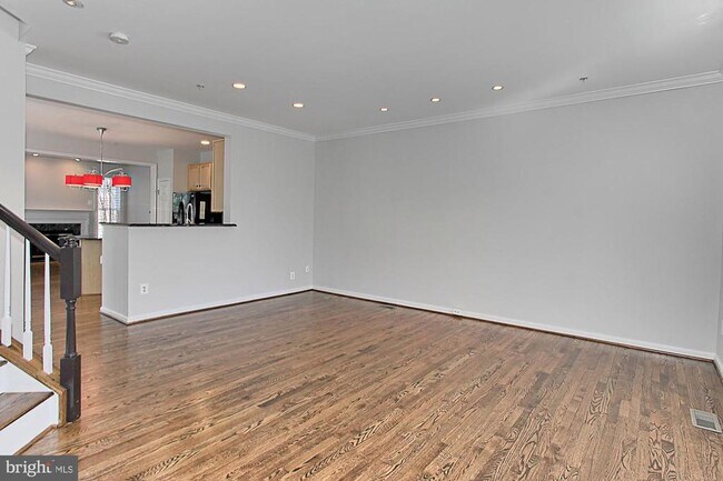 Building Photo - 5120 Grimm Dr