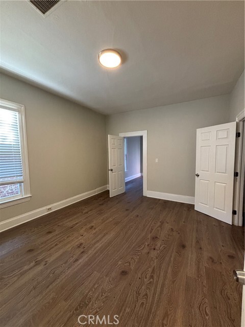 Building Photo - 1042 S Catalina St