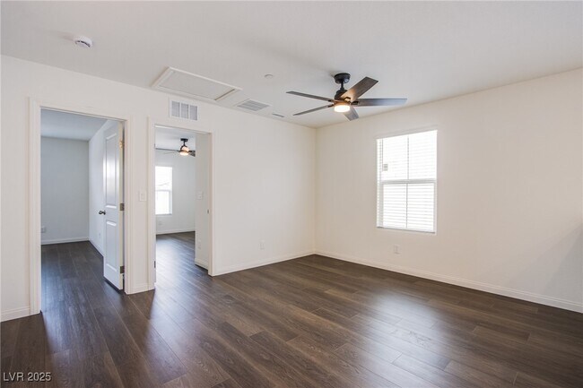 Building Photo - 2758 Pellaro Walk