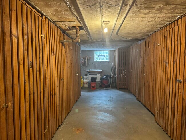 Building Photo - 3992 Ballard Ave