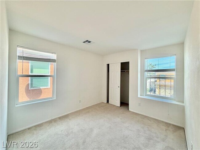 Building Photo - 10069 Pacific Peak St