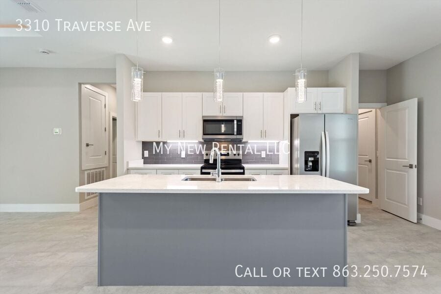 Building Photo - 3310 Traverse Ave