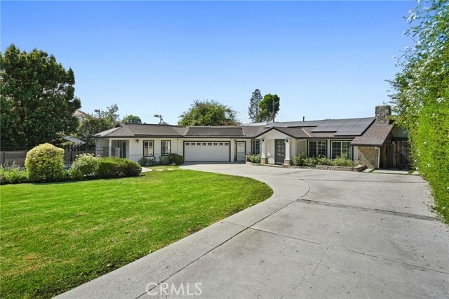 Building Photo - 18433 Tarzana Dr