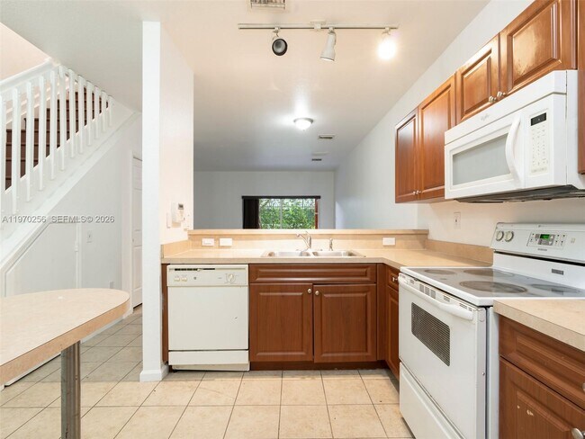 Building Photo - 17333 NW 7th Ave