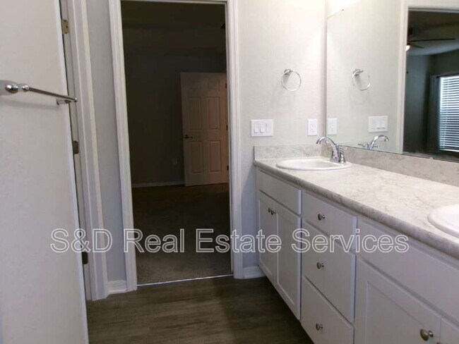 Building Photo - 1247 Mezzavalle Wy