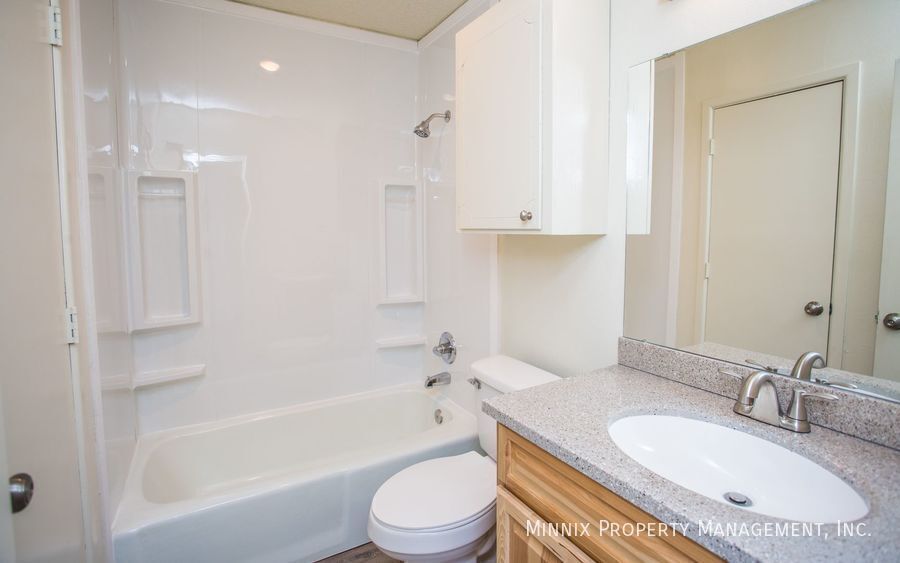 Building Photo - 4813 6th St