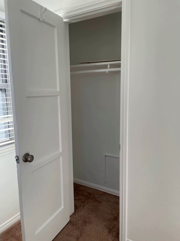 Bedroom 2 Closet - 10045 S Wilton Plz