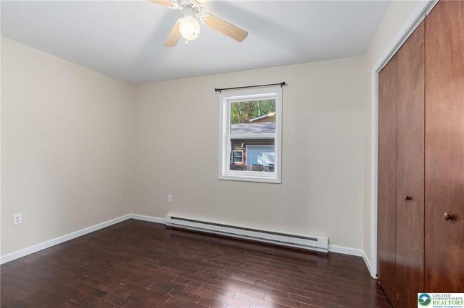 Building Photo - 273 Four Seasons Dr