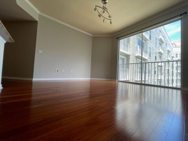 Building Photo - 700 S Harbour Island Blvd